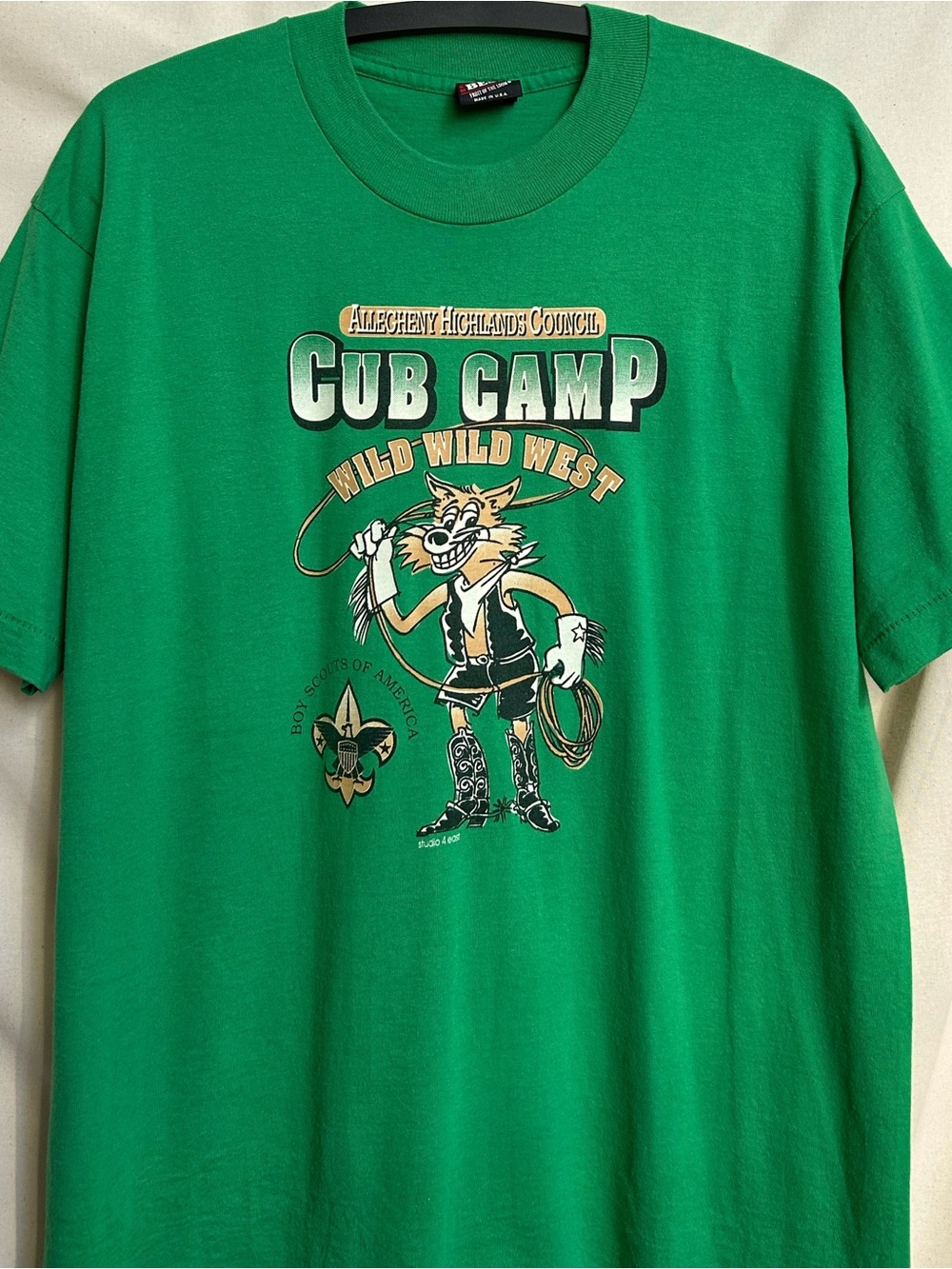 90s vintage Boy Scouts Cub Camp T-shirt Single Stitch Wild Wild West Cartoon.